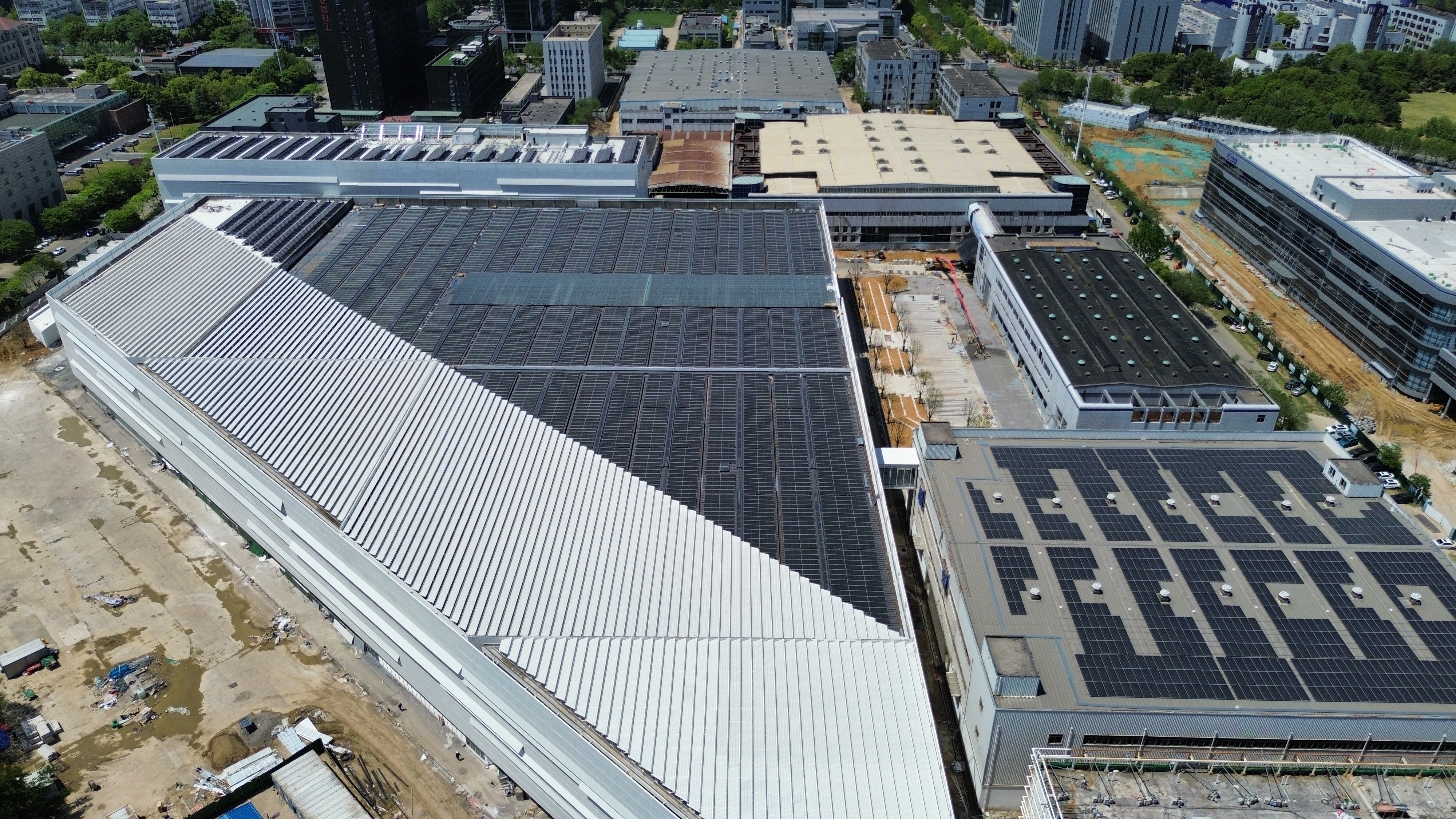 瓦力游戏新能源公司 | 合肥沃的冰箱布式光伏项目并网发电